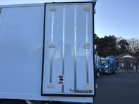 三菱ふそうキャンター冷凍車（冷蔵車）小型（2t・3t）[写真11]