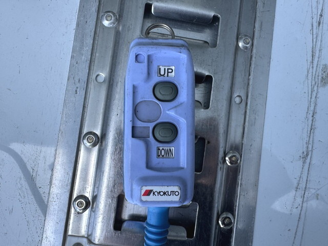 三菱ふそうキャンター冷凍車（冷蔵車）小型（2t・3t）[写真17]