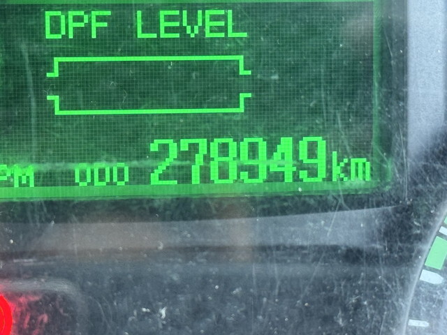 三菱ふそうキャンター冷凍車（冷蔵車）小型（2t・3t）[写真23]