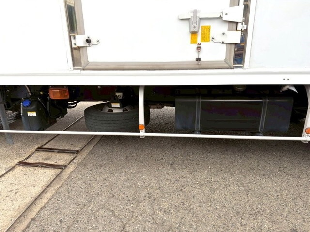 日野レンジャー冷凍車（冷蔵車）中型（4t）[写真16]