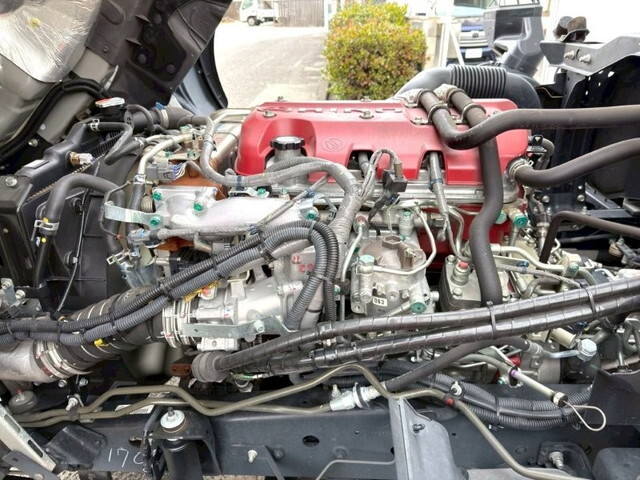 日野レンジャー冷凍車（冷蔵車）中型（4t）[写真18]