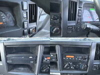 いすゞフォワードアルミウイング中型（4t）[写真21]