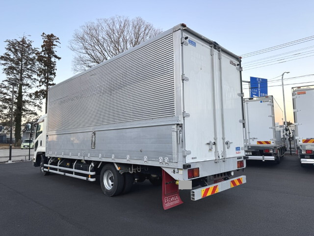 いすゞフォワードアルミウイング中型（4t）[写真04]