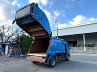 日野レンジャーパッカー車（塵芥車）増トン（6t・8t）[写真06]