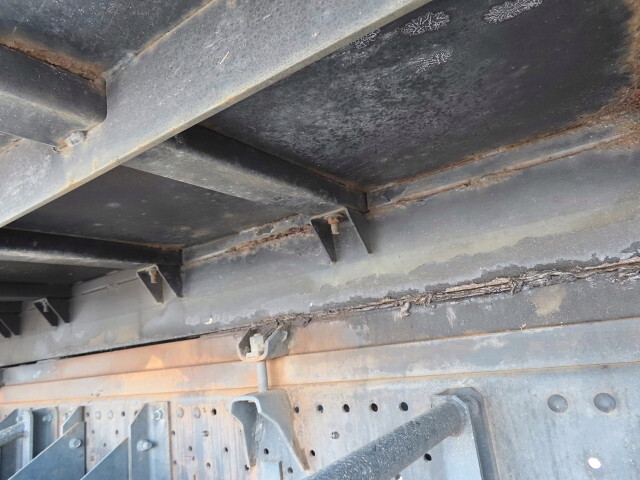 いすゞエルフセーフティローダー小型（2t・3t）[写真11]