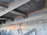 いすゞエルフセーフティローダー小型（2t・3t）[写真12]