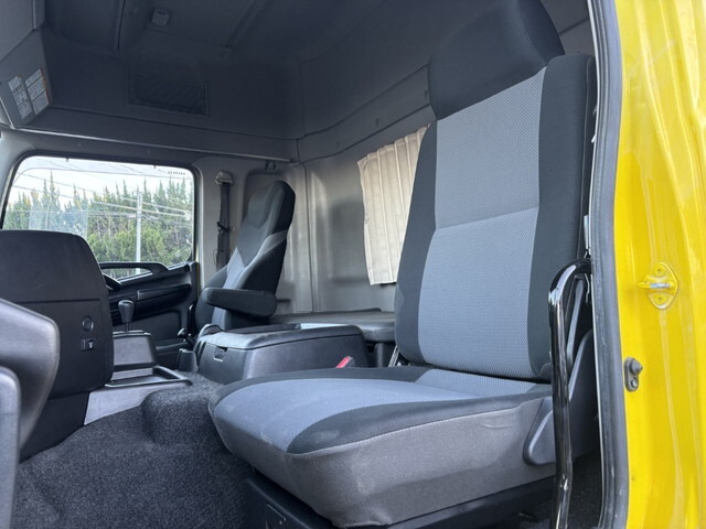 日野プロフィアアルミウイング大型（10t）[写真14]