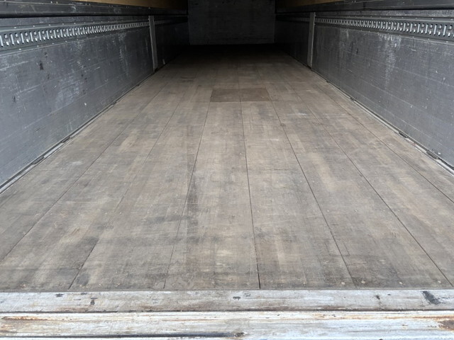 日野プロフィアアルミウイング大型（10t）[写真21]