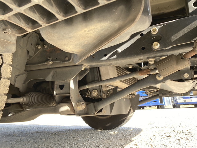 いすゞエルフ平ボディ小型（2t・3t）[写真16]