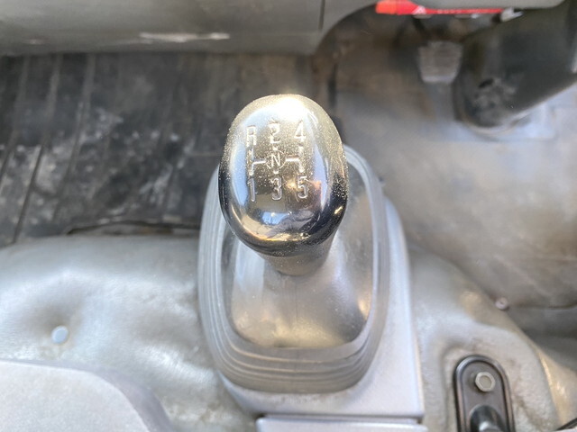 いすゞエルフ平ボディ小型（2t・3t）[写真19]