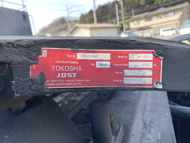 いすゞギガトレーラーヘッド（トラクターヘッド）大型（10t）[写真10]