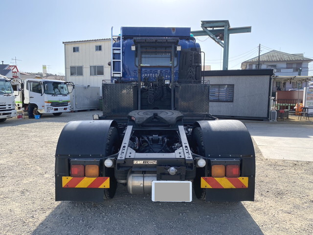 いすゞギガトレーラーヘッド（トラクターヘッド）大型（10t）[写真06]