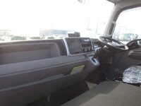 三菱ふそうキャンター平ボディ小型（2t・3t）[写真13]