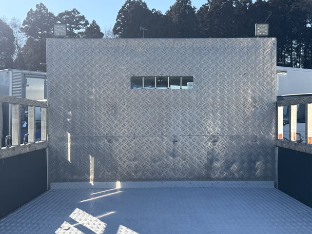 日野デュトロ平ボディ小型（2t・3t）[写真14]