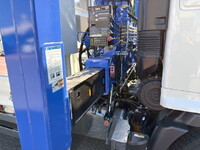 日野レンジャーセルフクレーン4段増トン（6t・8t）[写真14]