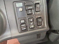 日野レンジャーセルフクレーン4段増トン（6t・8t）[写真23]