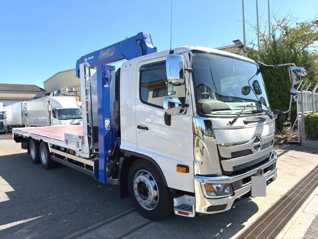 日野レンジャーセルフクレーン4段増トン（6t・8t）[写真03]