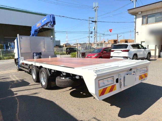 日野レンジャーセルフクレーン4段増トン（6t・8t）[写真06]