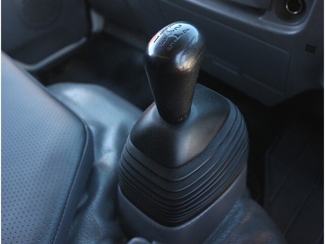 いすゞエルフダンプ小型（2t・3t）[写真21]