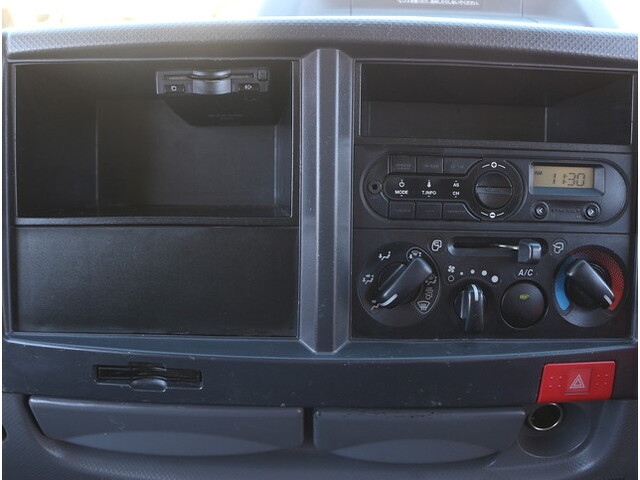 いすゞエルフダンプ小型（2t・3t）[写真22]