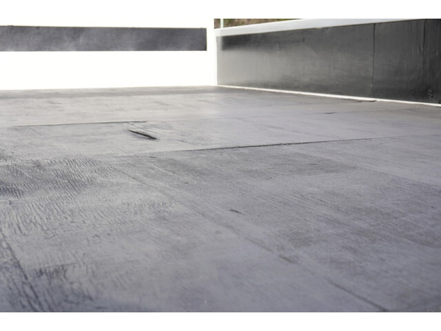 トヨタトヨエース平ボディ小型（2t・3t）[写真11]