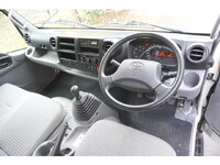 トヨタトヨエース平ボディ小型（2t・3t）[写真15]