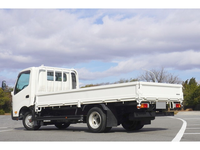 トヨタトヨエース平ボディ小型（2t・3t）[写真02]