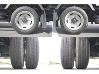 トヨタトヨエース平ボディ小型（2t・3t）[写真30]