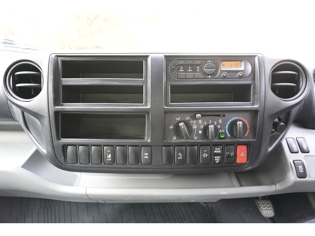 トヨタトヨエース平ボディ小型（2t・3t）[写真36]