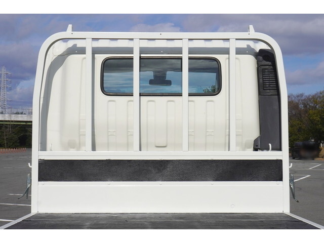 トヨタトヨエース平ボディ小型（2t・3t）[写真09]