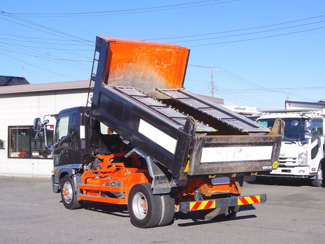 日野レンジャーダンプ増トン（6t・8t）[写真02]