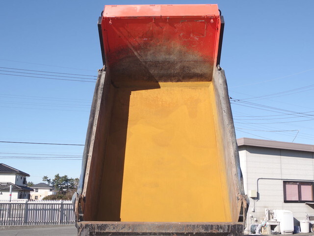 日野レンジャーダンプ増トン（6t・8t）[写真05]