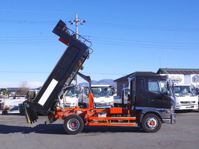 日野レンジャーダンプ増トン（6t・8t）[写真06]