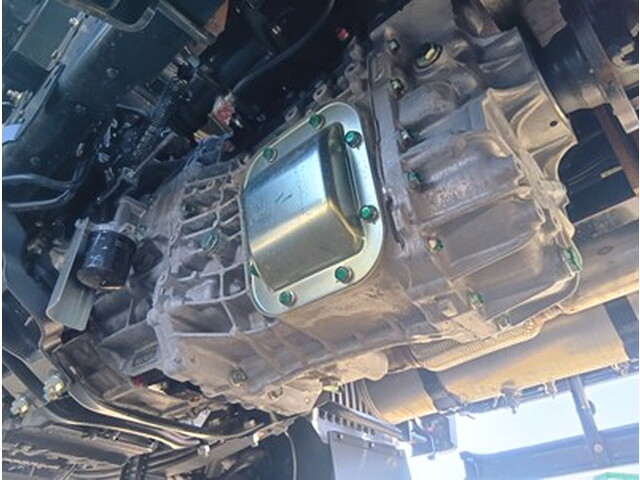 日野レンジャーアルミブロック増トン（6t・8t）[写真14]