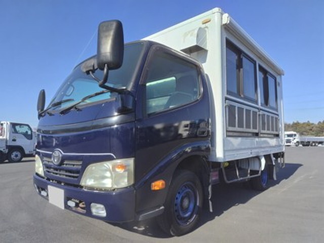 トヨタその他の車種移動販売車小型（2t・3t）[写真05]