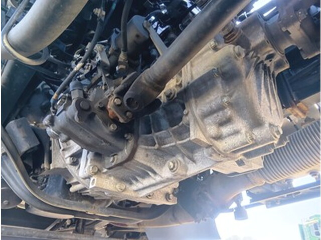 三菱ふそうファイターコンテナ専用車中型（4t）[写真13]