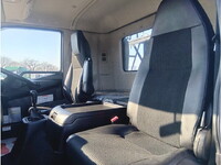 三菱ふそうファイターコンテナ専用車中型（4t）[写真22]