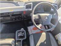 三菱ふそうファイターコンテナ専用車中型（4t）[写真26]