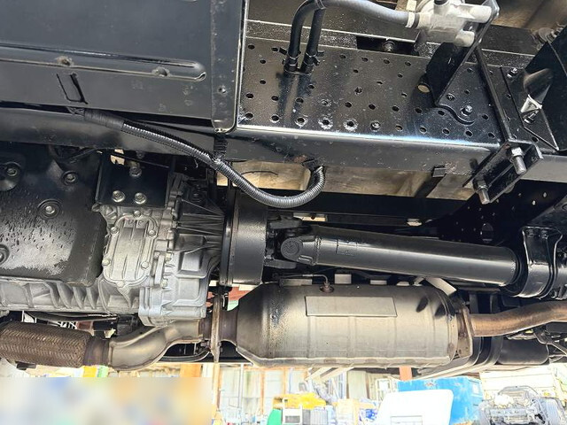 いすゞエルフアルミブロック小型（2t・3t）[写真16]