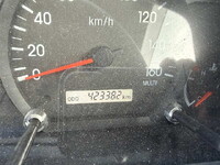 いすゞエルフアルミブロック小型（2t・3t）[写真38]