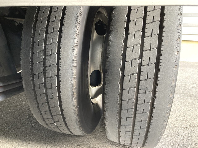 日産アトラスアルミバン小型（2t・3t）[写真21]