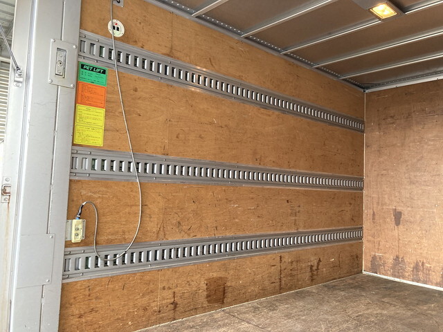 日産アトラスアルミバン小型（2t・3t）[写真07]