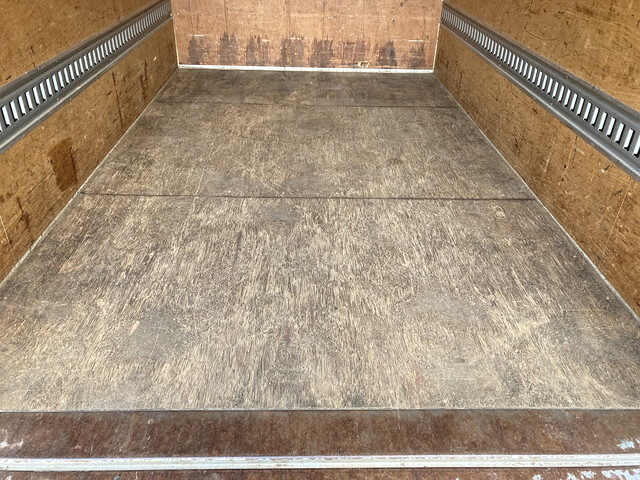 日産アトラスアルミバン小型（2t・3t）[写真09]