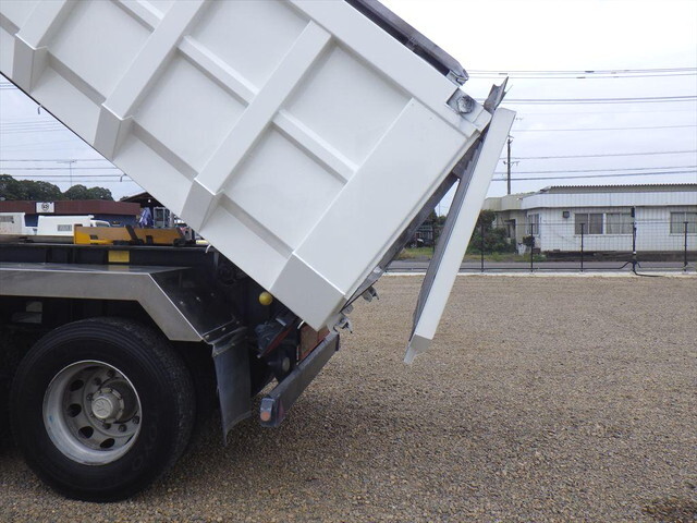 その他のメーカーその他の車種土砂禁ダンプトレーラー大型（10t）[写真10]