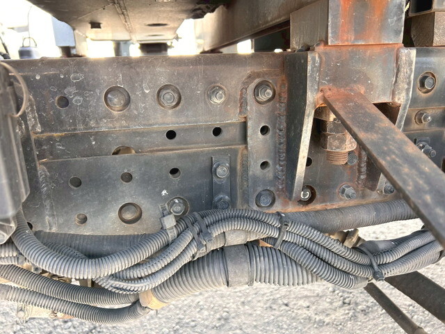 三菱ふそうキャンタークレーン4段小型（2t・3t）[写真32]