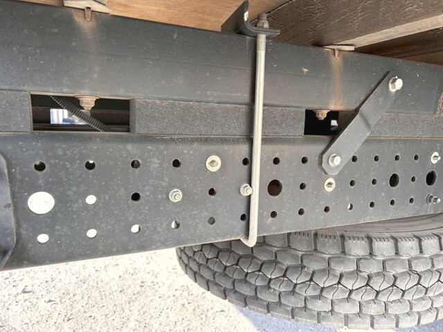 三菱ふそうキャンタークレーン4段小型（2t・3t）[写真34]