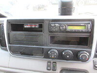 三菱ふそうキャンターアルミバン小型（2t・3t）[写真14]