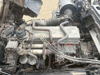 日野プロフィアトレーラーヘッド（トラクターヘッド）大型（10t）[写真17]