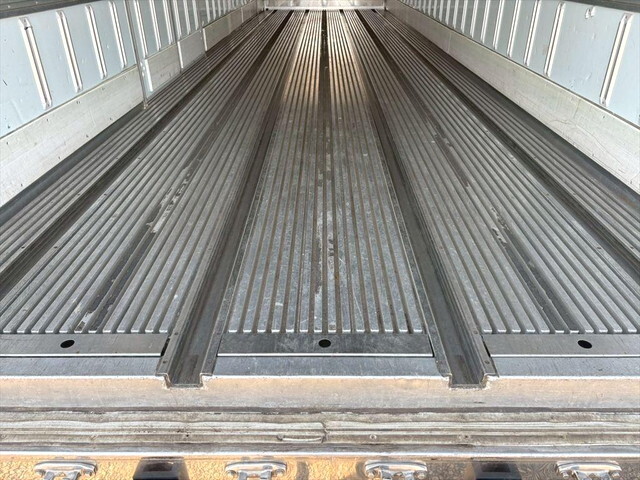 日野プロフィア冷凍車（冷蔵車）大型（10t）[写真08]