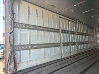 日野プロフィア冷凍車（冷蔵車）大型（10t）[写真10]